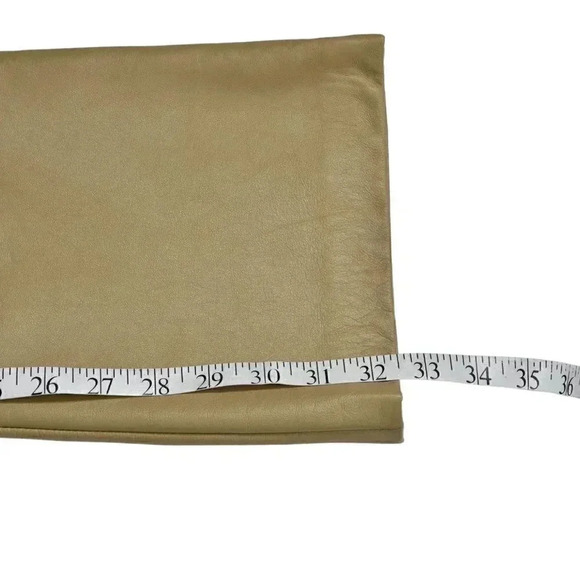 Danier 100%  Genuine Leather Pants High Rise Camel Tan Moto Size 8 - Picture 12 of 12